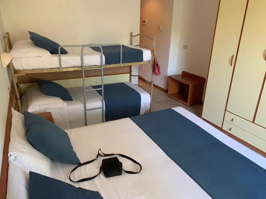 Hotel B&B Des Bains Milano Marittima 3*,