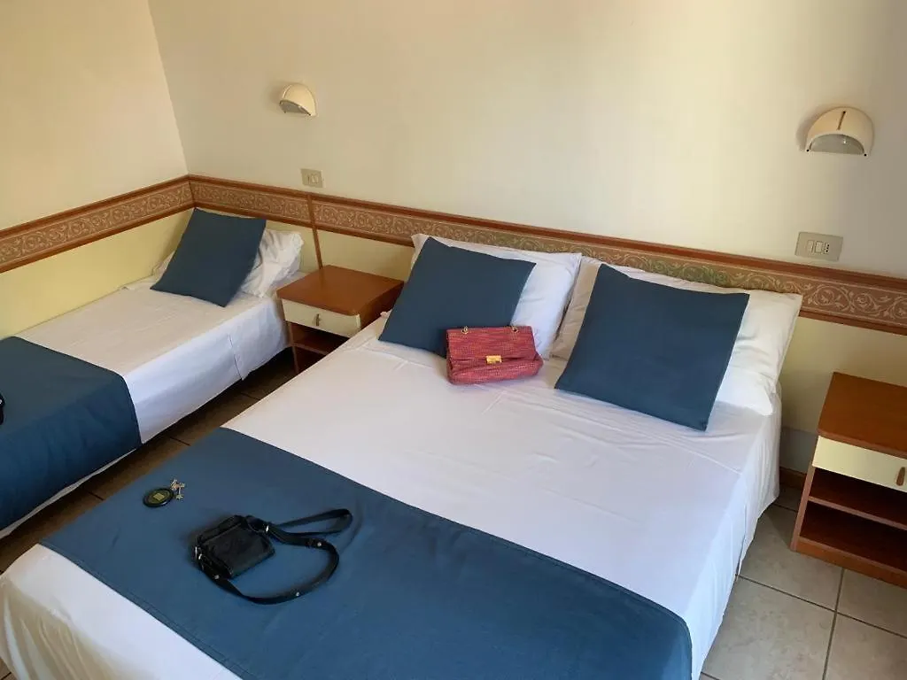 Hotel B&B Des Bains Milano Marittima Italia