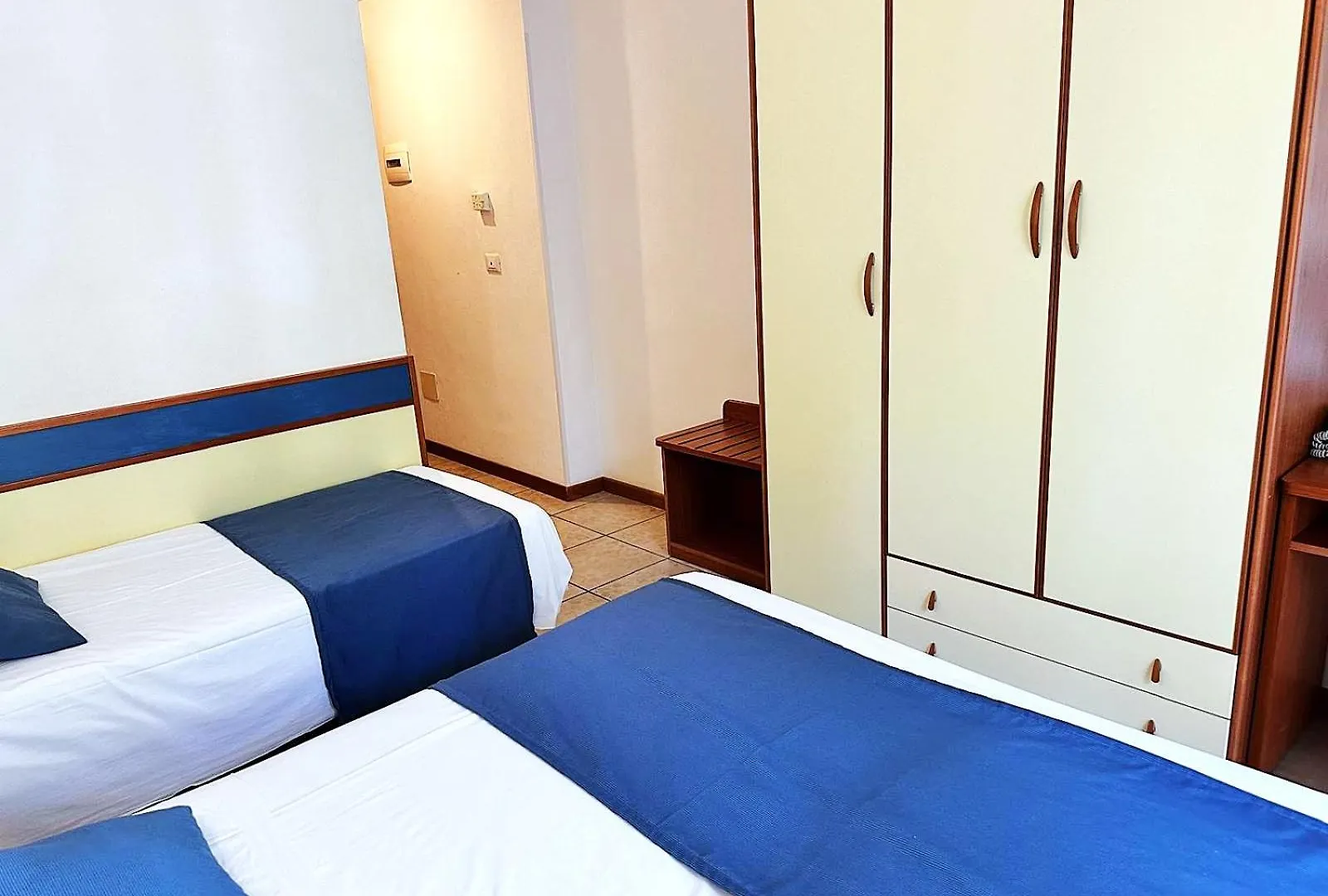 Hotel B&B Des Bains Milano Marittima 3*,  Italia