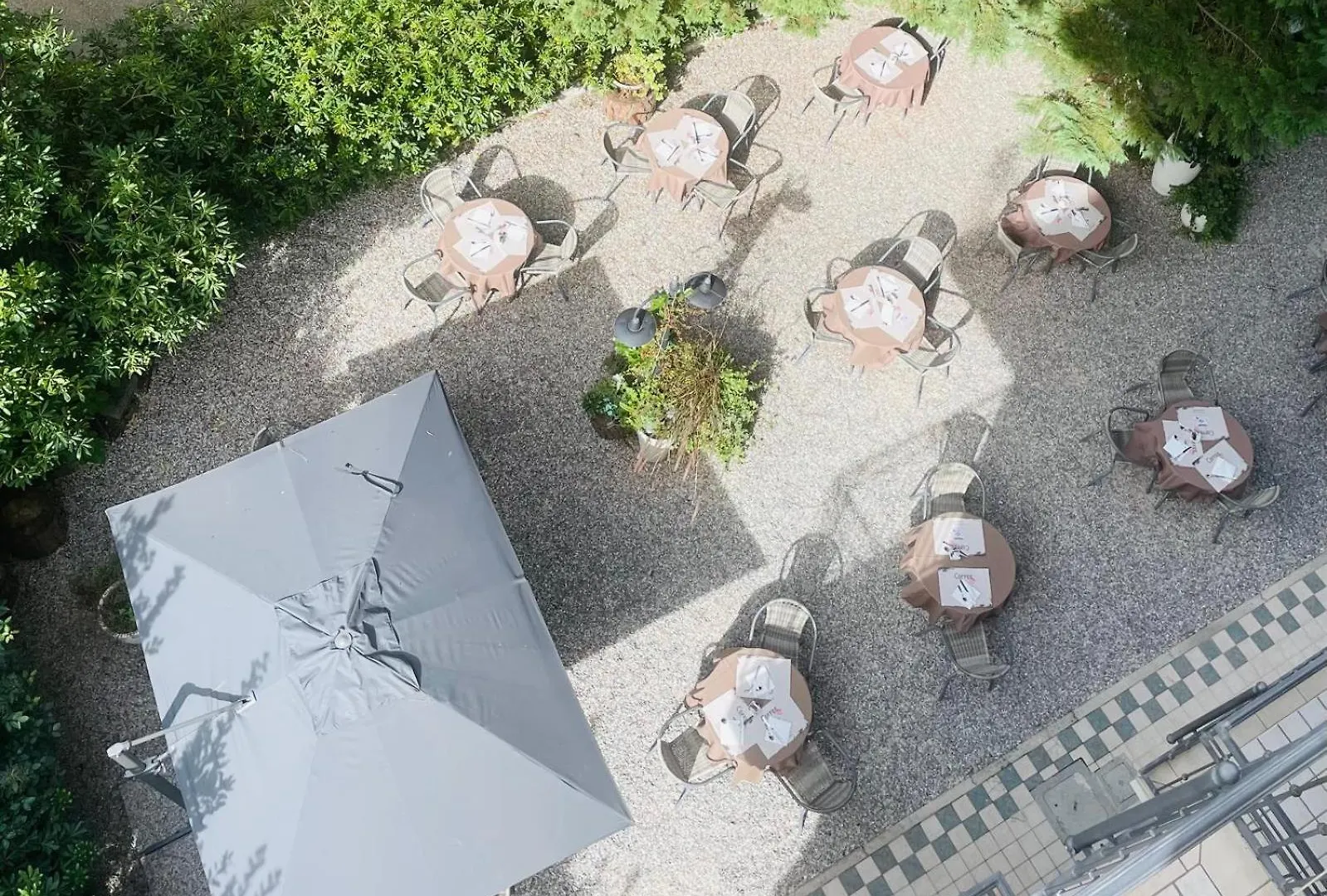 Hotel B&B Des Bains ミラノ・マリッティマ