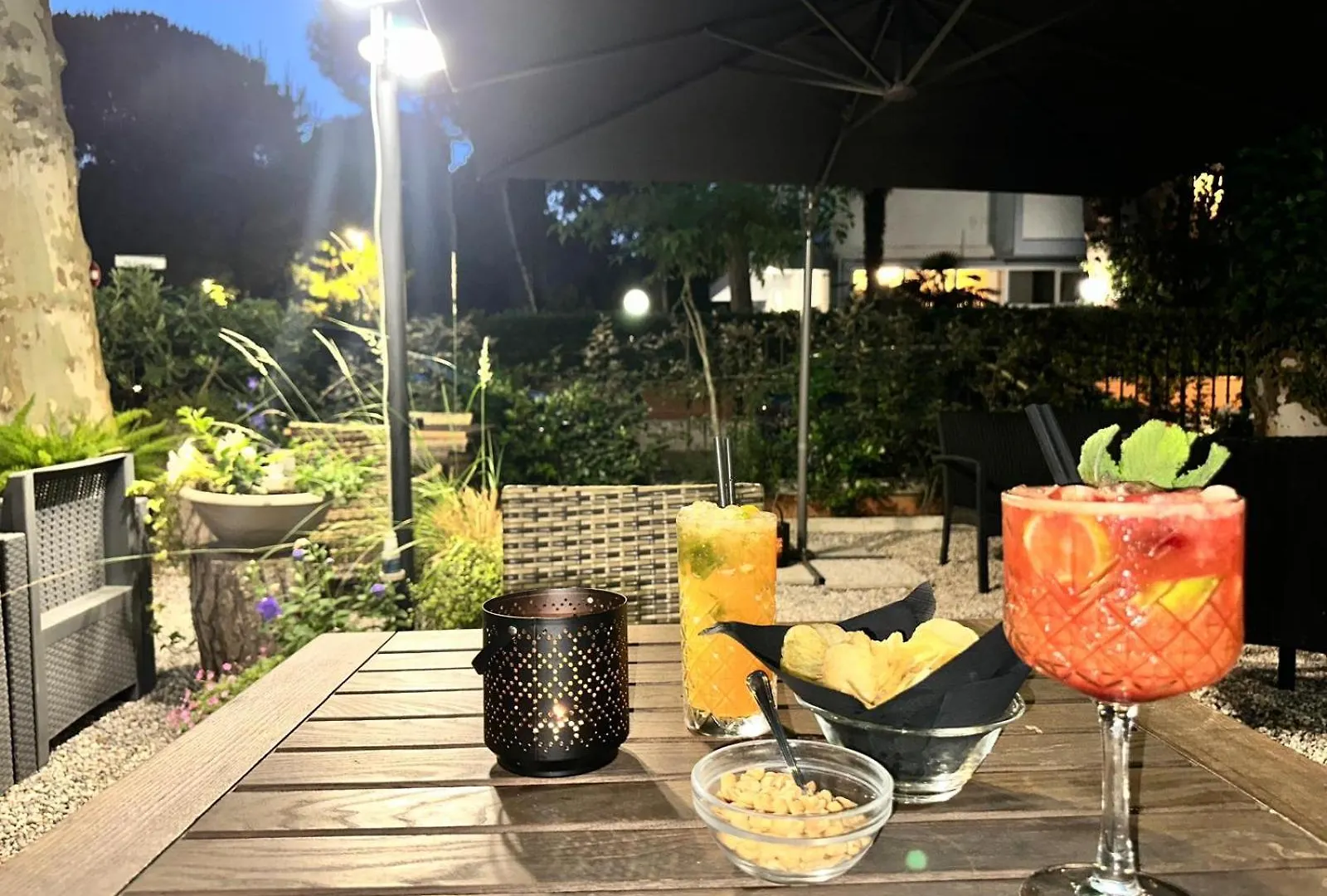 Hotel B&B Des Bains ミラノ・マリッティマ
